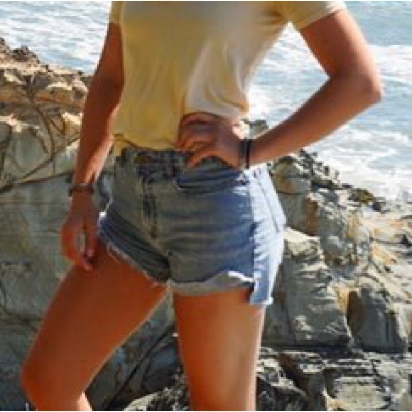VINTAGE Eddie Bauer Cut off High Rise Jean Shorts Size 2 - Picture 1 of 5
